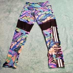 Victoria Secret Pink Ultimate leggings Size Med